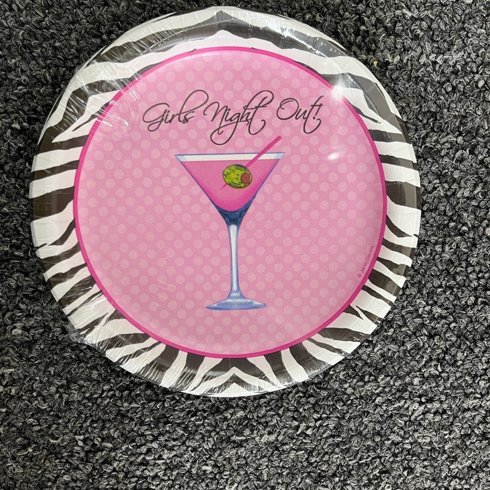 Girls Night Out paper plates - New in original package.